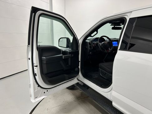 Used 2020 Ford F150 XLT w/ Equipment Group 302A Luxury AWD/4WD image 22