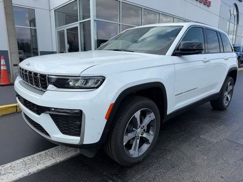 New 2026 Jeep Grand Cherokee Limited AWD/4WD image 4