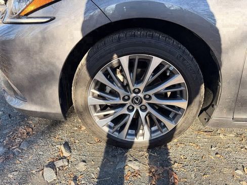 Used 2021 Lexus ES 350 350 w/ Premium Package image 5