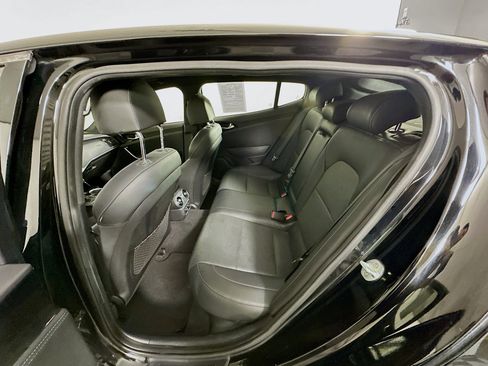 Used 2022 Kia Stinger GT-Line RWD image 26