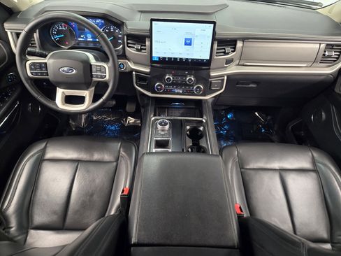 Certified 2022 Ford Expedition XLT image 23