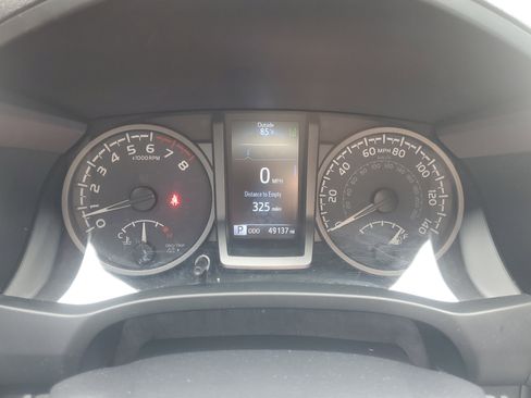 Used 2023 Toyota Tacoma TRD Sport w/ Advanced Technology Package image 21