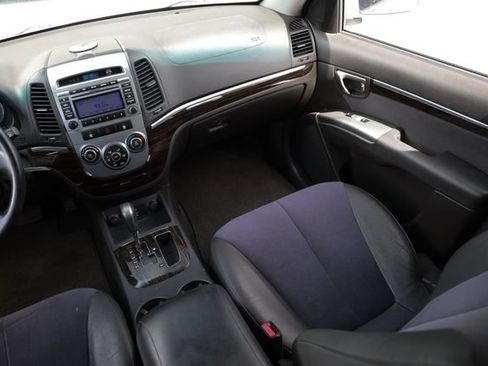 Used 2010 Hyundai Santa Fe SE FWD image 24
