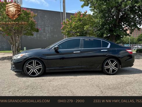 Used 2016 Honda Accord Sport image 3