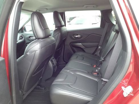 Used 2020 Jeep Cherokee Limited AWD/4WD image 8