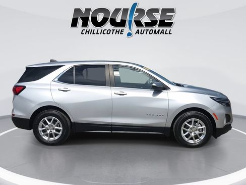 Used 2022 Chevrolet Equinox LT AWD/4WD image 9