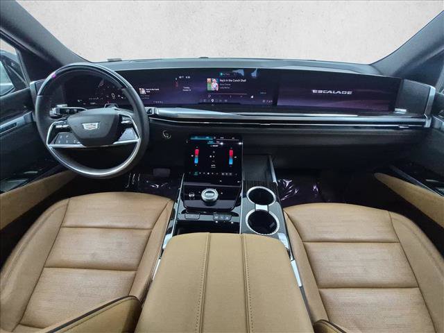 Used 2025 Cadillac Escalade Premium Luxury w/ LPO, Radiant Package RWD image 20