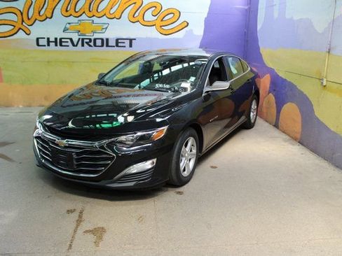 Used 2020 Chevrolet Malibu LS image 4