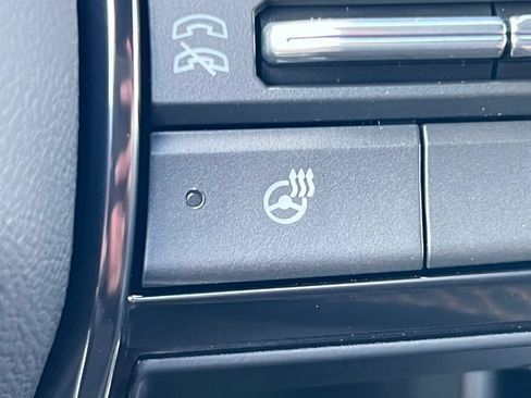 New 2026 GMC Acadia AT4 w/ Luxury Package AWD/4WD image 22