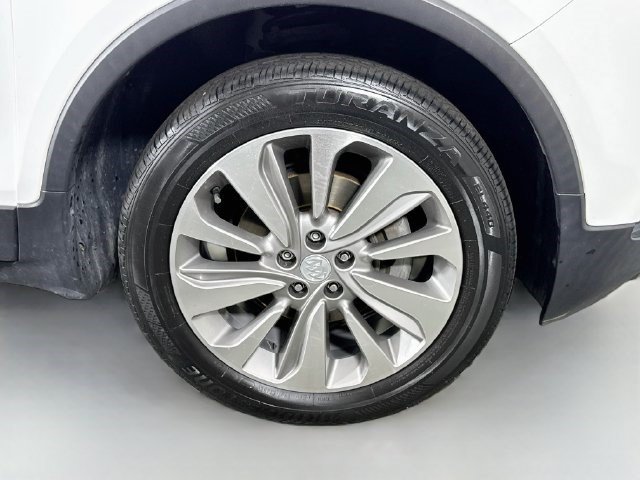Used 2020 Buick Encore Preferred FWD image 31