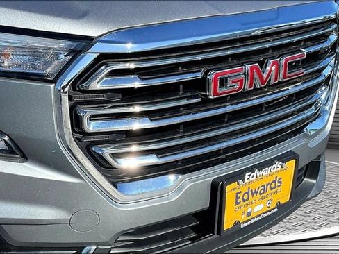 Used 2023 GMC Terrain SLT AWD/4WD image 33