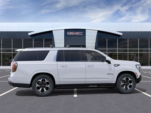 New 2026 GMC Yukon XL AT4 Ultimate AWD/4WD image 6