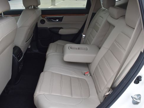 Used 2018 Honda CR-V Touring image 20