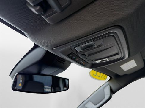 Used 2022 Chevrolet Silverado 1500 LT image 27