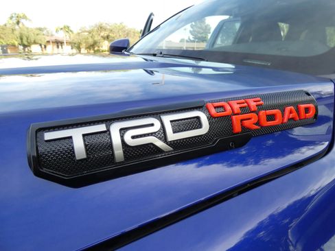 Used 2025 Toyota Tacoma SR5 image 79