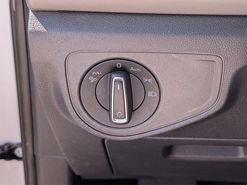 Used 2022 Volkswagen Atlas SE image 20