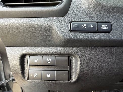 Certified 2023 Nissan Leaf SV Plus image 23