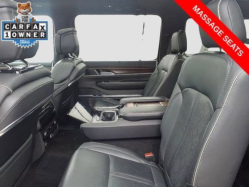 Used 2023 Jeep Grand Wagoneer L Series II AWD/4WD image 20