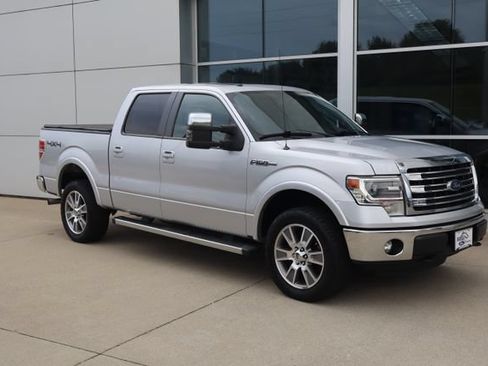 Used 2014 Ford F150 Lariat w/ Equipment Group 502A Luxury AWD/4WD image 7