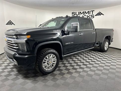 Used 2023 Chevrolet Silverado 3500 High Country AWD/4WD image 5