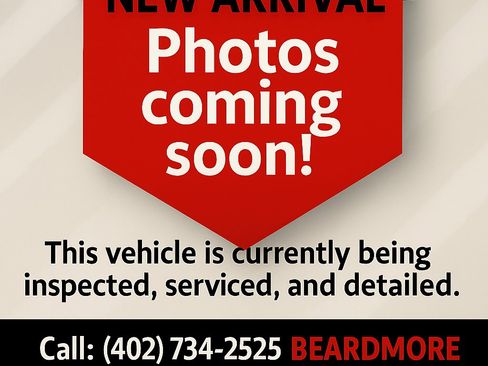 Used 2011 Chevrolet Colorado LT image 2