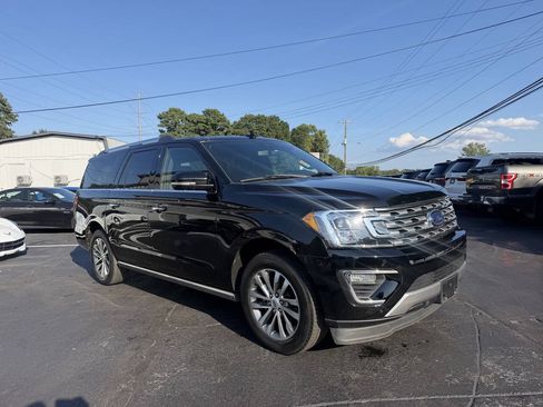 Used 2018 Ford Expedition Max Limited w/ Driver Assistance Package RWD image 2