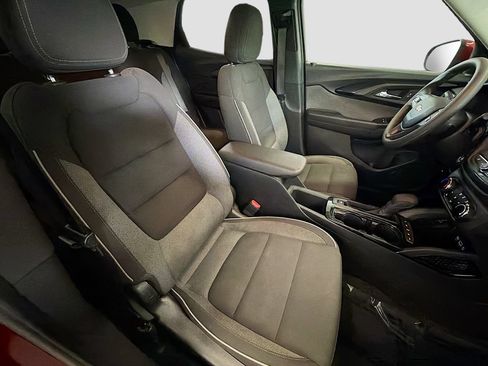 Used 2021 Chevrolet TrailBlazer LT w/ Driver Confidence Package AWD/4WD image 29