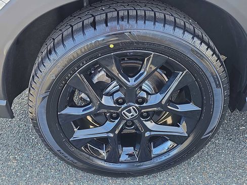 Certified 2024 Honda HR-V Sport image 9