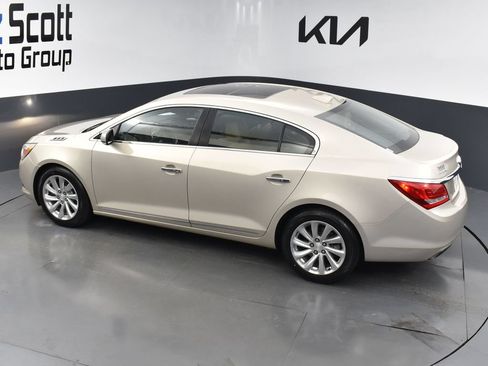 Used 2015 Buick LaCrosse Leather w/ Experience Buick Package FWD image 11