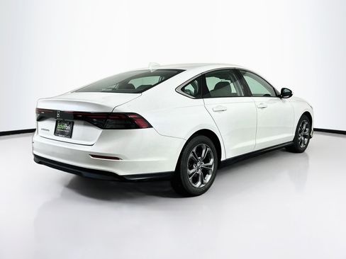 Used 2023 Honda Accord EX image 9