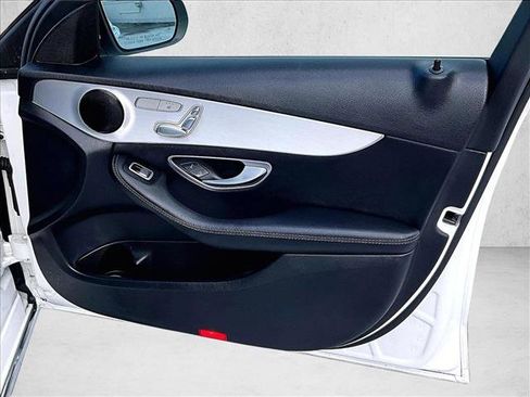 Used 2018 Mercedes-Benz C 300 4MATIC Sedan image 19