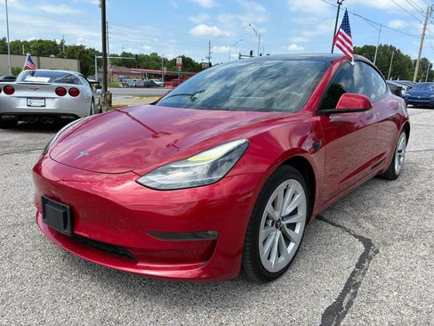 Used 2022 Tesla Model 3 Long Range AWD/4WD image 2