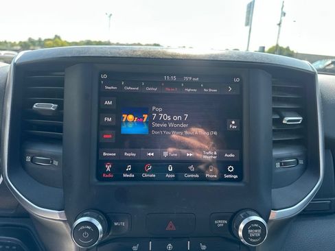 Used 2019 RAM 1500 Big Horn AWD/4WD image 7