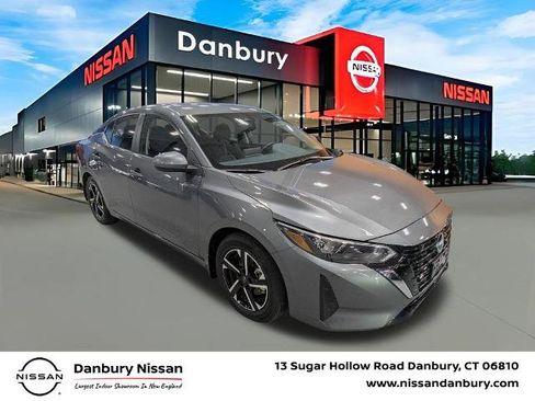 Certified 2025 Nissan Sentra SV image 1