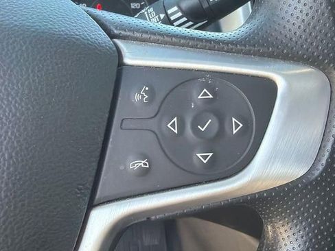 Used 2024 GMC Terrain SLE w/ Driver Convenience Package FWD image 27