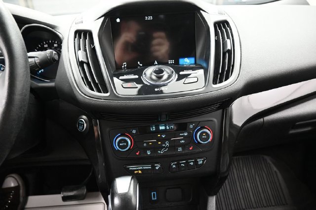 Used 2019 Ford Escape Titanium AWD/4WD image 10