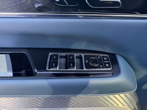 Used 2025 Cadillac Escalade IQ Luxury 2 w/ LPO, Premium Carpet Package AWD/4WD image 28