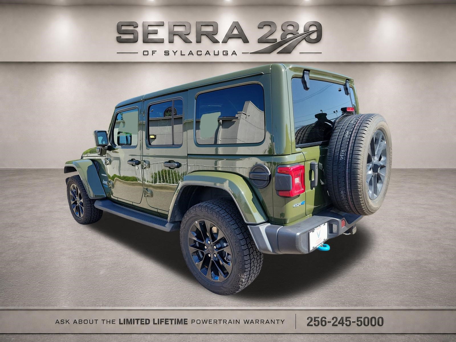 Used 2022 Jeep Wrangler Unlimited Sahara w/ Cold Weather Group AWD/4WD image 7