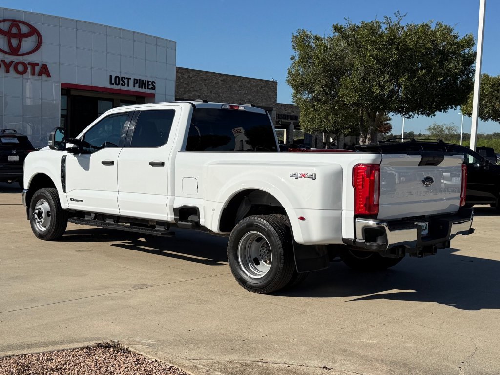 Used 2026 Ford F350 XLT AWD/4WD image 3