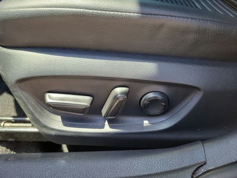 Used 2024 Toyota Camry SE image 21