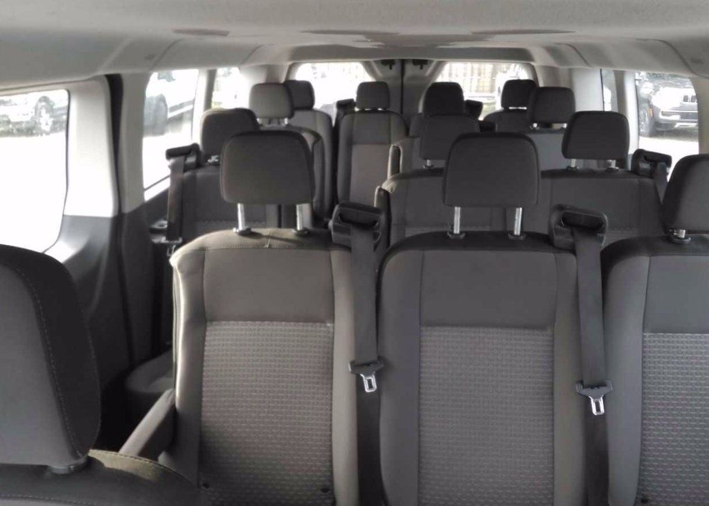 Used 2024 Ford Transit 350 XLT RWD image 3