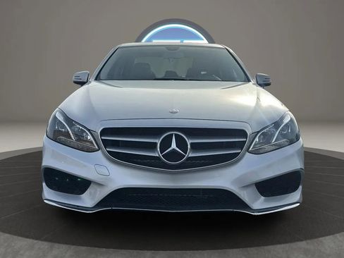 Used 2014 Mercedes-Benz E 350 Sedan image 5