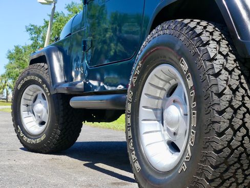 Used 1995 Jeep Wrangler Rio Grande AWD/4WD image 58