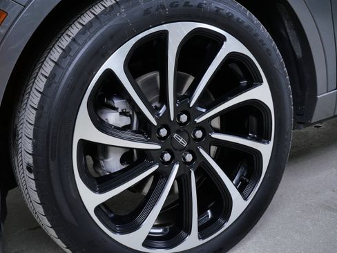 Used 2024 Lincoln Nautilus Black Label AWD/4WD image 12