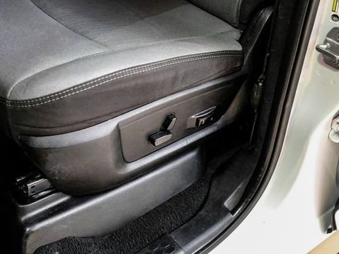 Used 2019 RAM 2500 Lone Star AWD/4WD image 32