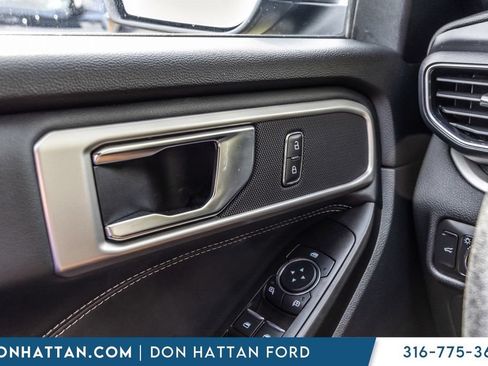 Used 2020 Ford Explorer XLT w/ Equipment Group 202A AWD/4WD image 12