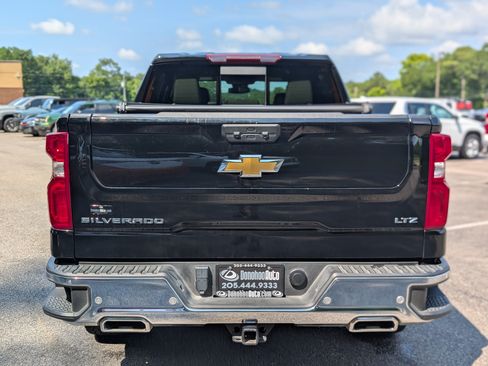Used 2023 Chevrolet Silverado 1500 LTZ AWD/4WD image 8