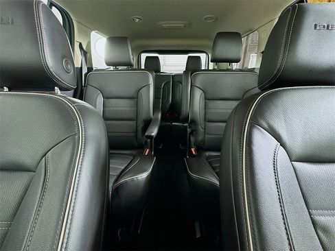 Used 2019 GMC Acadia Denali image 23