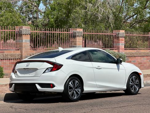 Used 2016 Honda Civic EX-L image 10