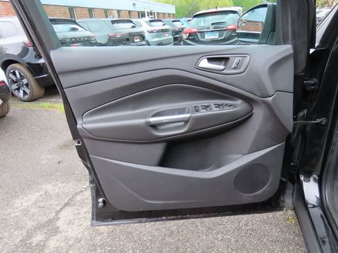 Used 2014 Ford Escape SE FWD image 16